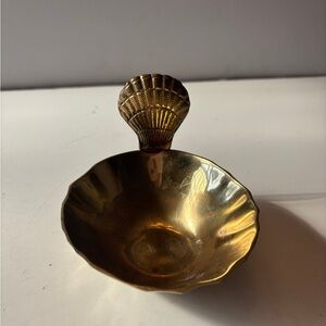 Vintage mid-century brass seashell trinket dish